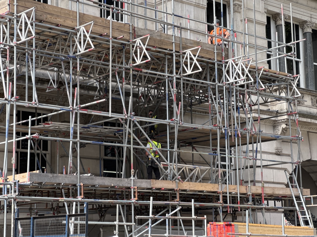 Public photograph for Setting Up a scaffold In The City