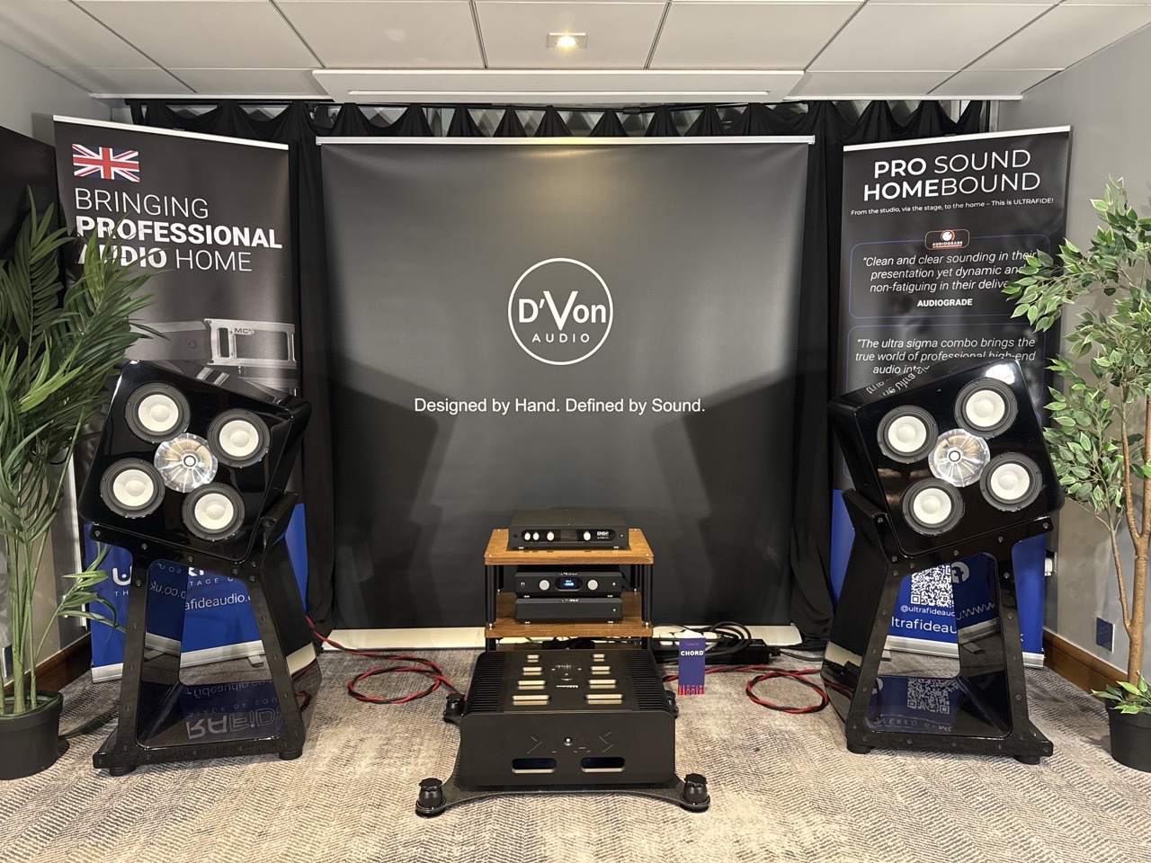 Public photograph for Small Speaker - Very Big Low End